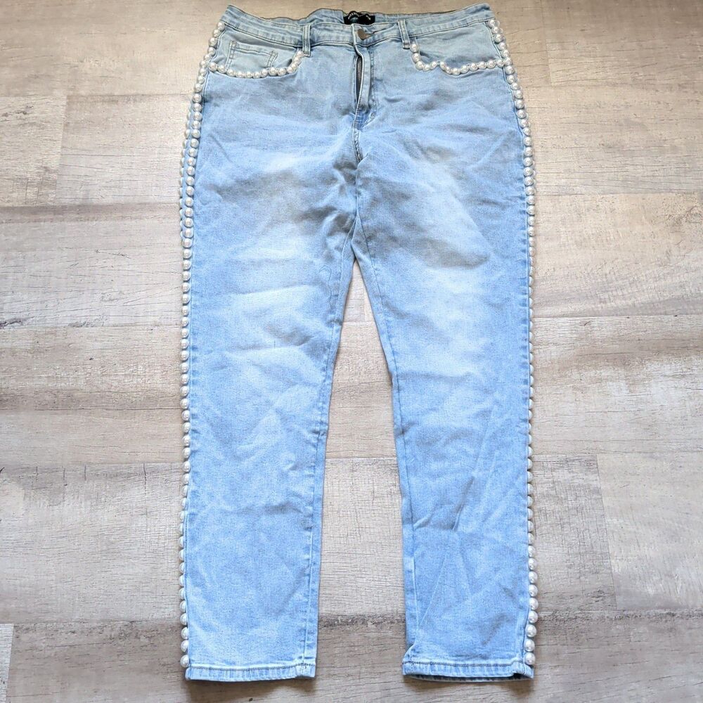 Boston Proper Pearl Embellished Jeans Size 16 Light Wash Glam Beads Straight Leg